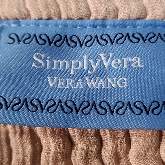 Simply Vera Vera Wang's lightweight sweater. Oversized, small. - Picture 7 of 11